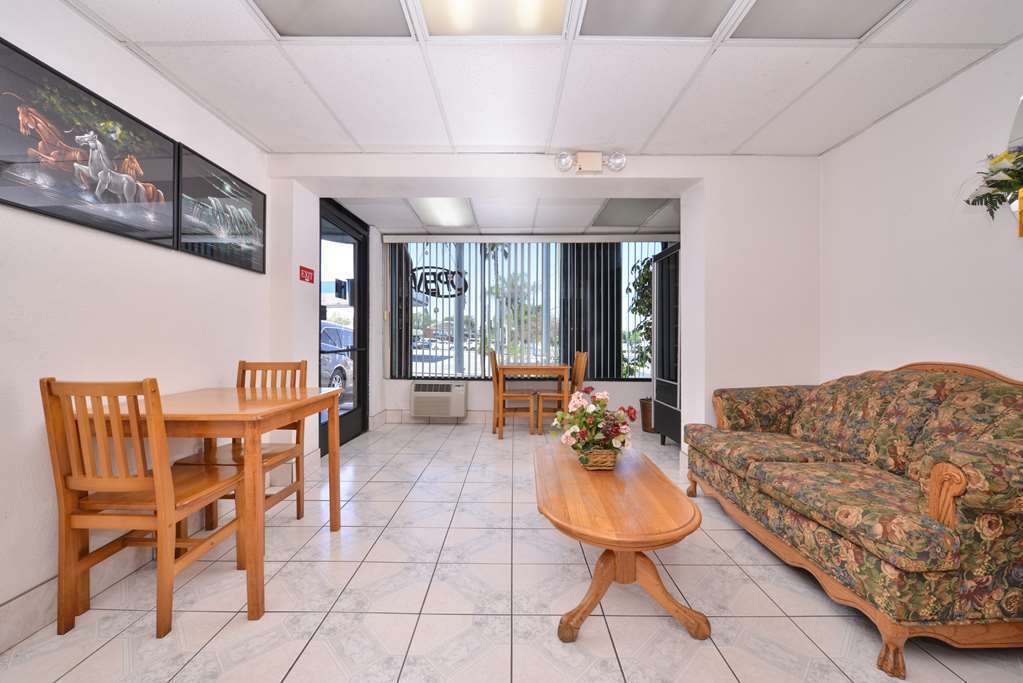 Americas Best Value Inn Corona İç mekan fotoğraf