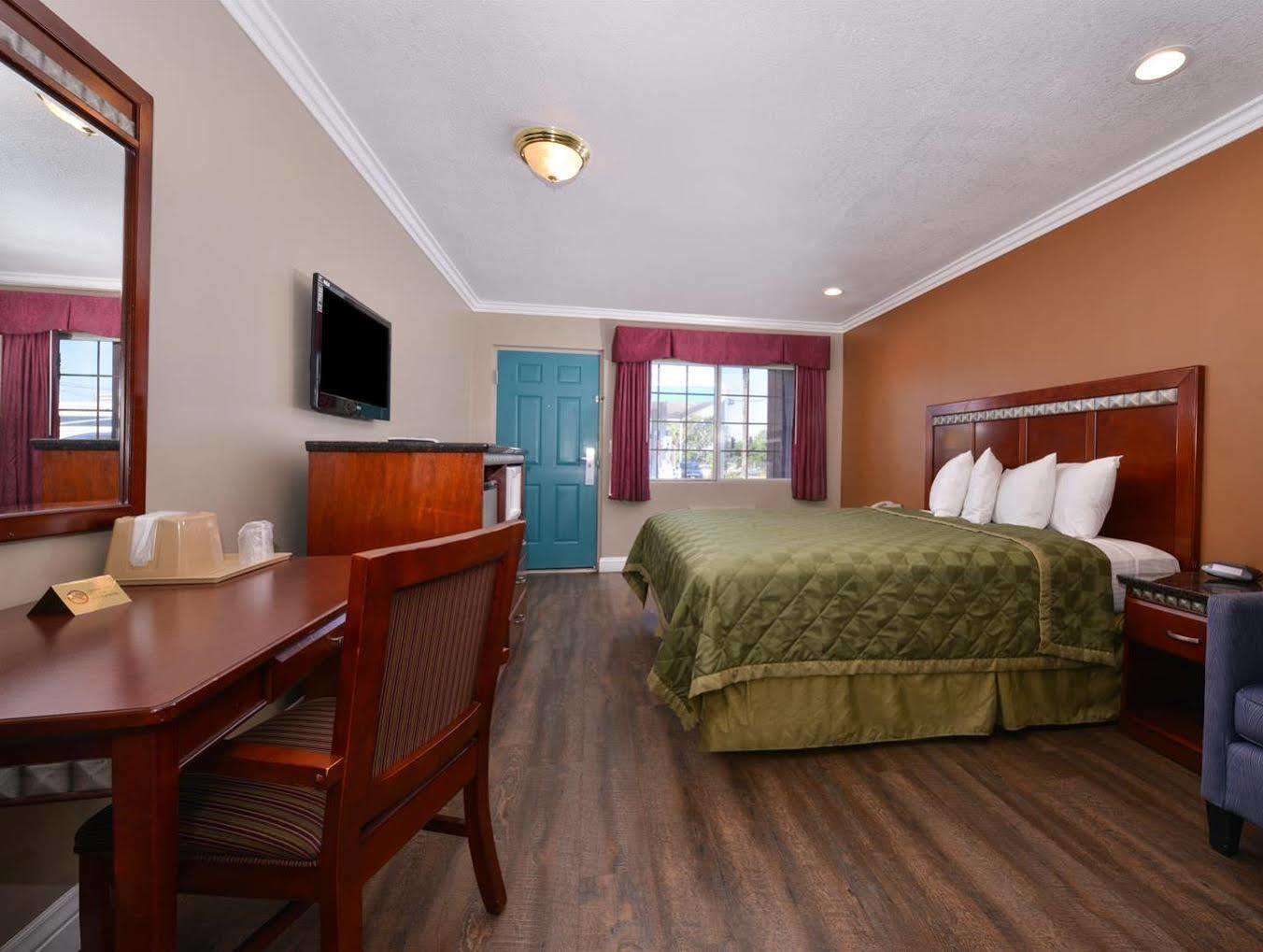 Americas Best Value Inn Corona Dış mekan fotoğraf